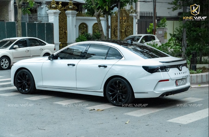 Dán đổi màu VinFast LuxA