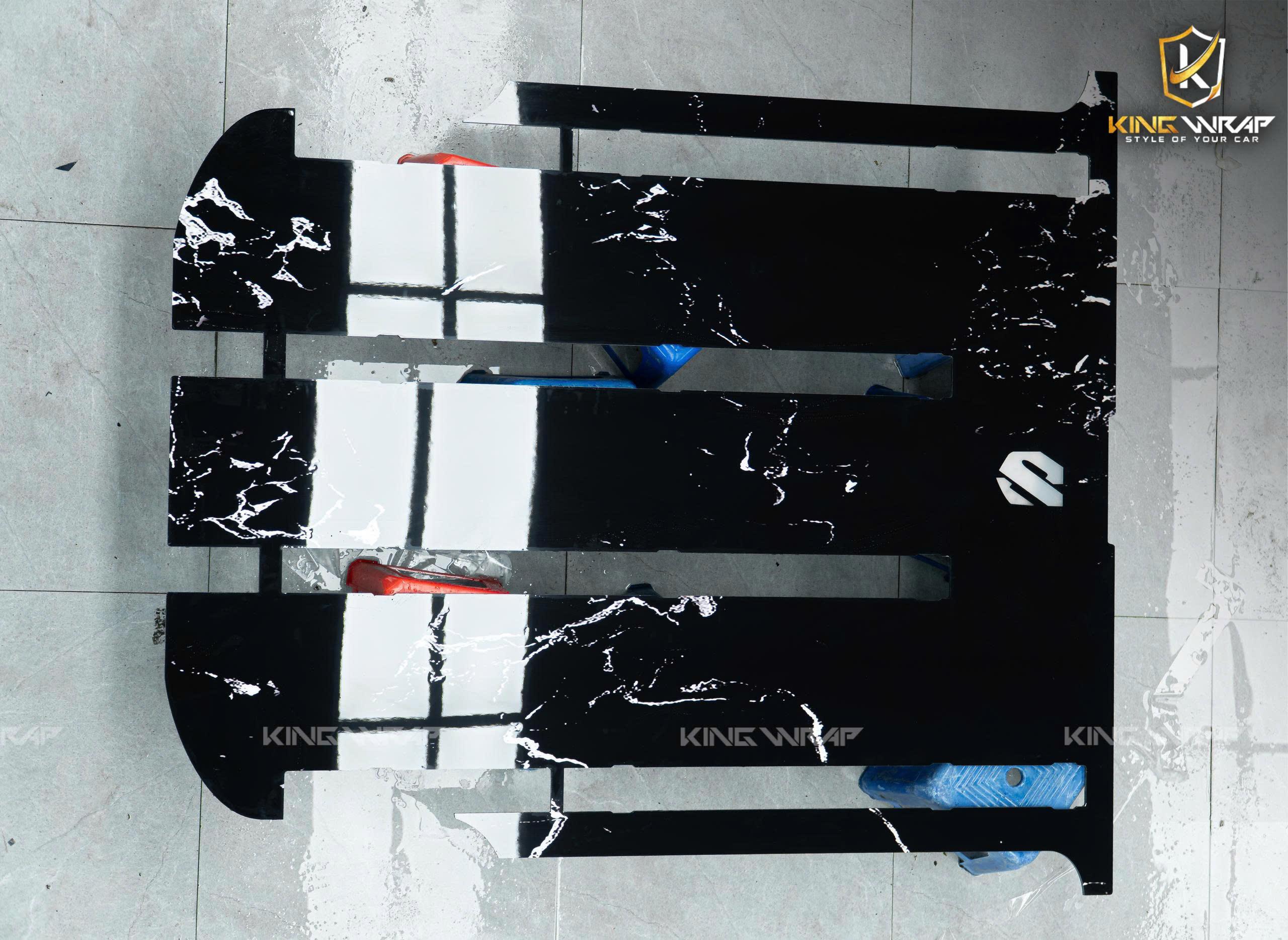 Làm sàn đá chống ồn Toyota Anpha (3)