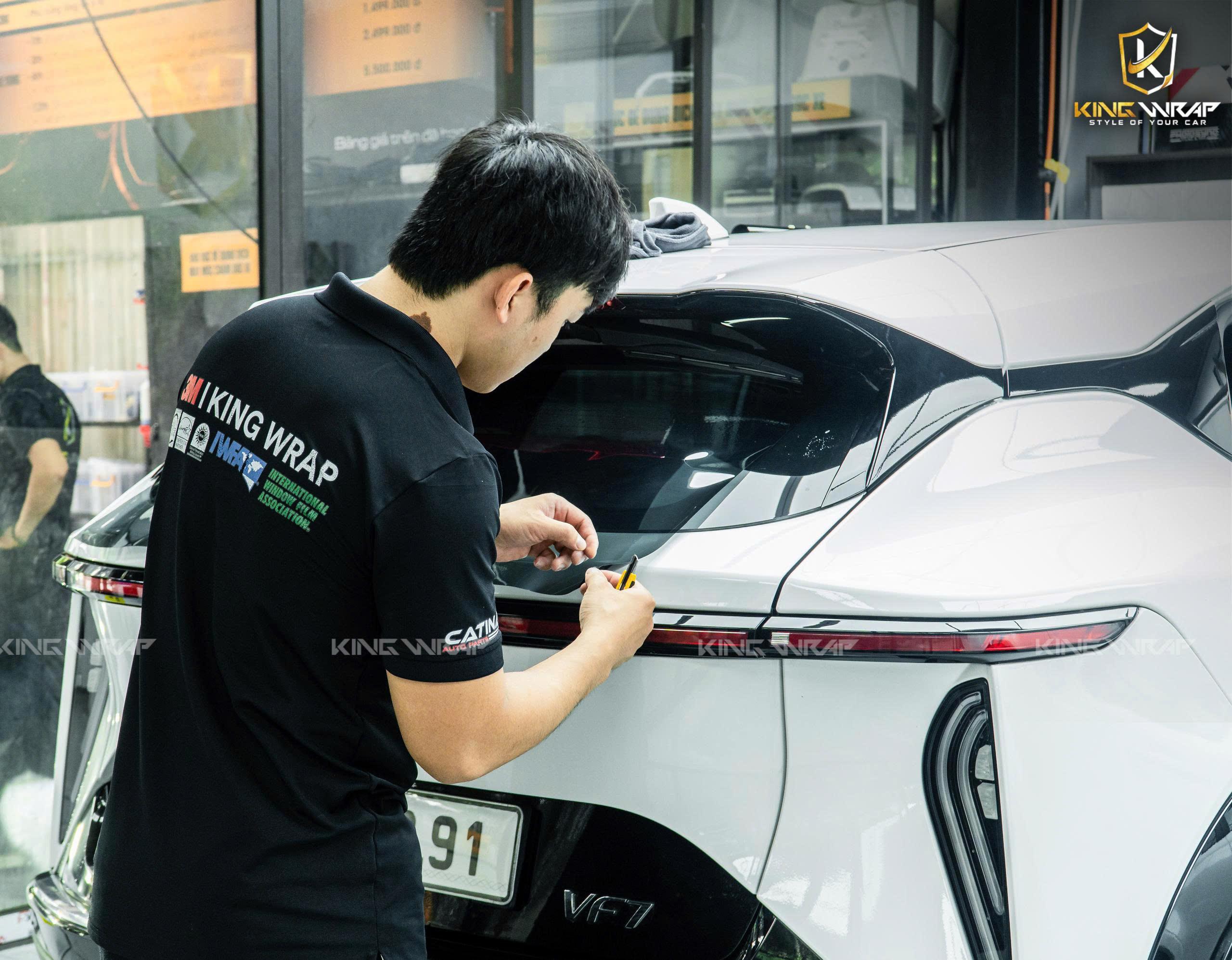 Dán phim cách nhiệt photosync - Vinfast VF7